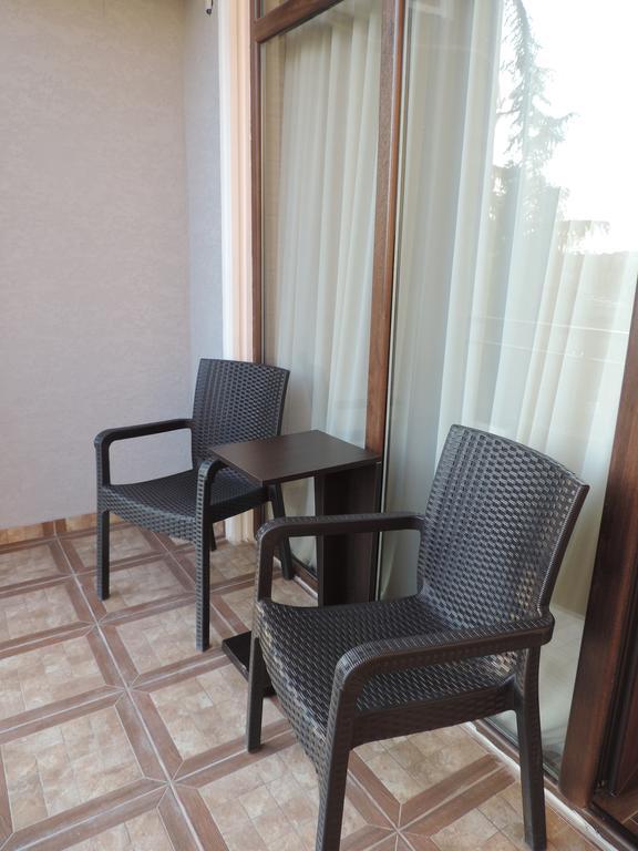 Tamara Apartment Takaishvili 3 Batumi Ngoại thất bức ảnh